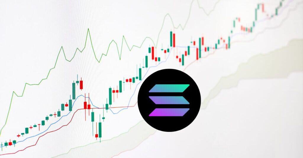 Solana’s Price Struggles Amid Key Support Levels, Analysts Warn of Potential Dip
